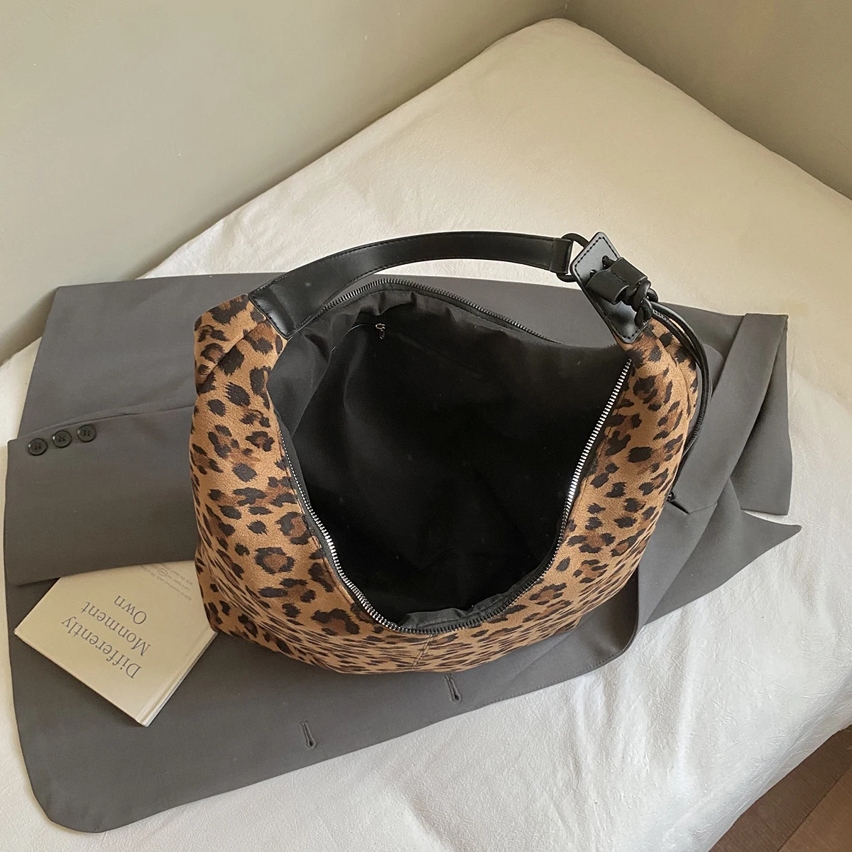 kf-S7c2d005eaa104d64b44e16b5a188cff62